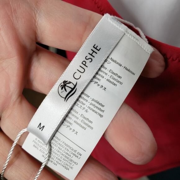 NWT CUPSHE Deep V Neck One Piece Swimsuit Size Medium - Picture 9 of 12